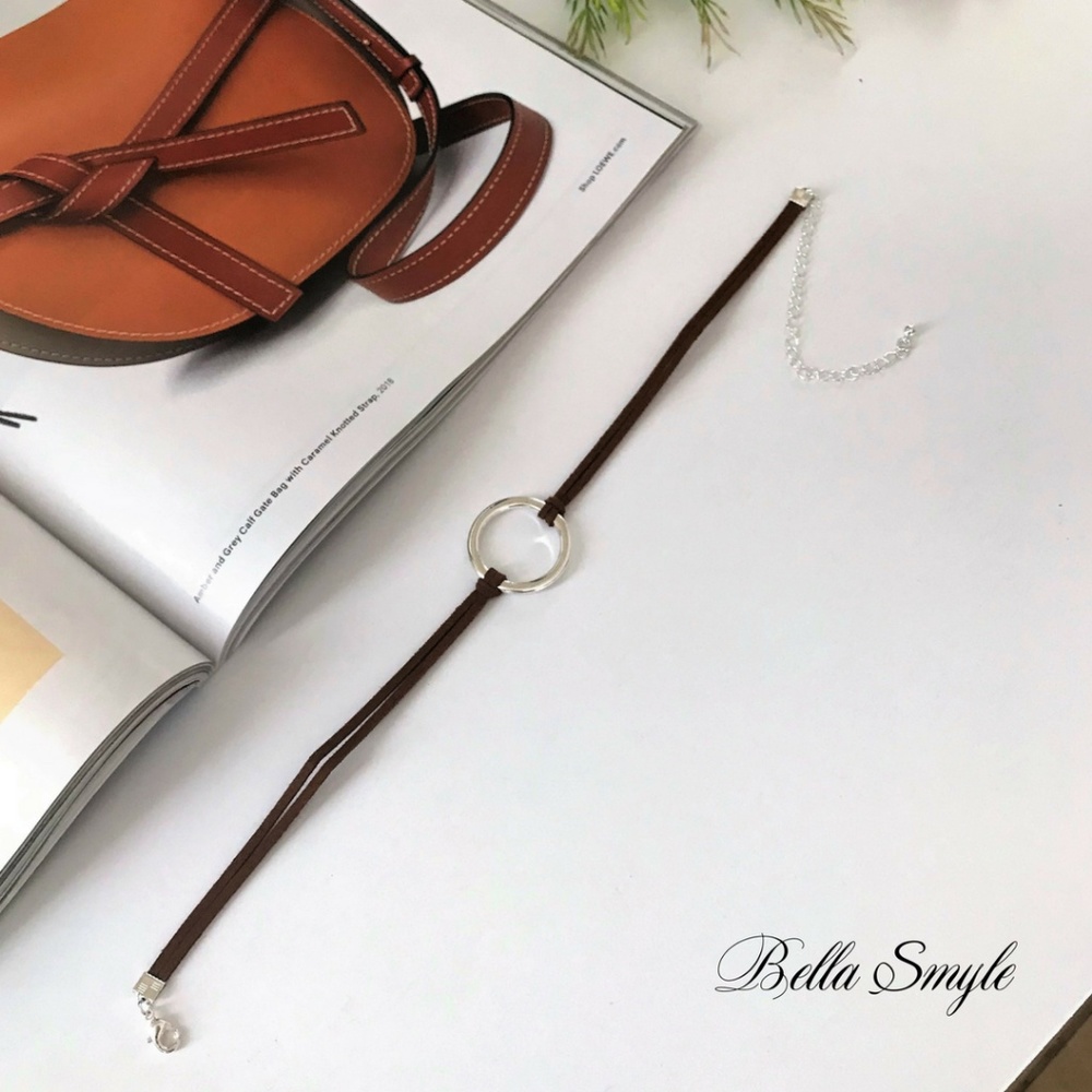 "Mandy" Suede Choker Necklace With Dual Band Ring